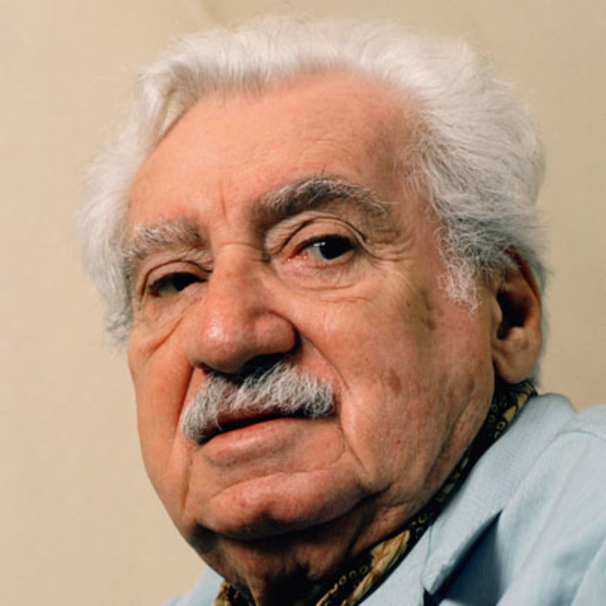 10 de Agosto - Jorge Amado, escritor brasileiro.jpg (Moderado)