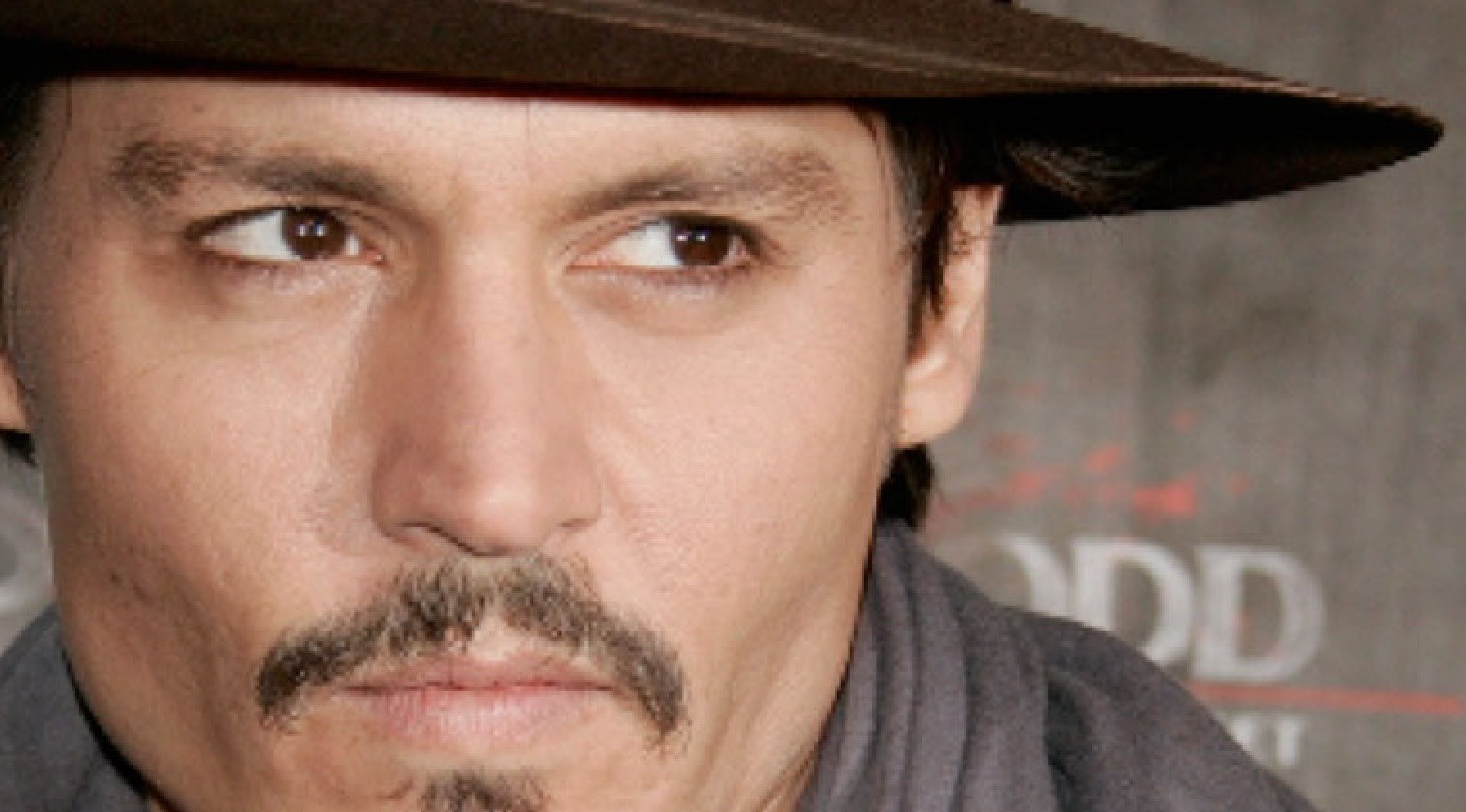 9 de junho - Johnny Depp - ator norte-americano.jpg (Moderado)